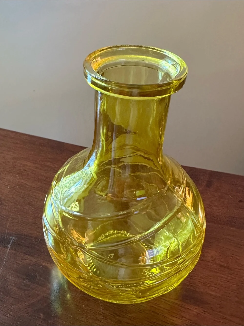 Yellow glass vase • unique